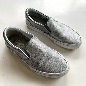 VANS Slip-On Silver Leather Skate Shoe Sneakers Women’s Size‎ 7.5 Mens Size 6